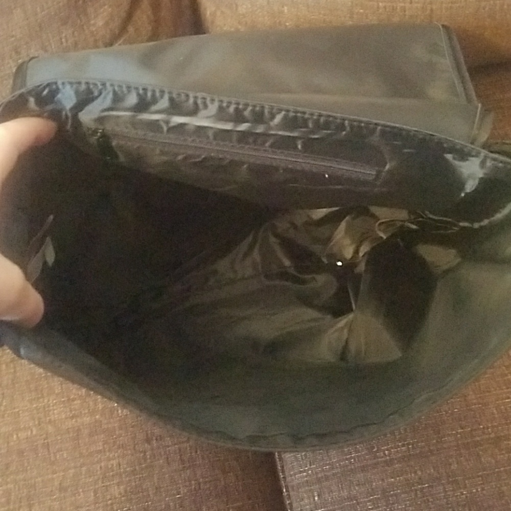 Purse - Picture 2 of 5